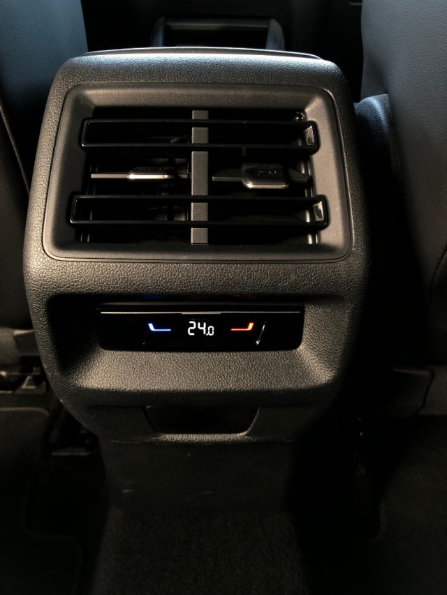 VOLKSWAGEN Tiguan usata, con MP3