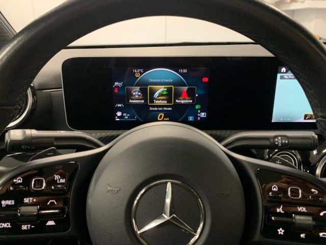 MERCEDES-BENZ CLA 180 usata, con Park Distance Control