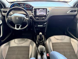 PEUGEOT 2008 usata, con Lettore CD