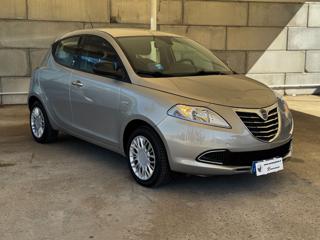 LANCIA Ypsilon usata, con Autoradio