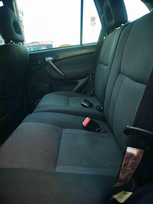TOYOTA RAV 4 MY23 usata, con Chiusura centralizzata