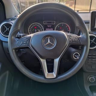 MERCEDES-BENZ B 180 usata, con Sedile posteriore sdoppiato