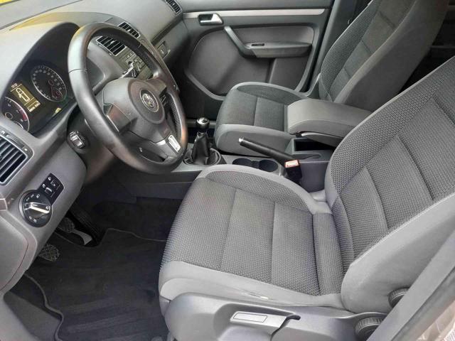 VOLKSWAGEN Touran usata, con ESP