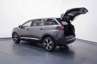 PEUGEOT 5008 usata 44