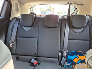 RENAULT Clio usata, con Sedile posteriore sdoppiato