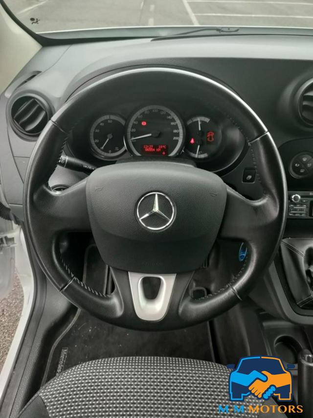 MERCEDES-BENZ Citan usata, con Controllo automatico clima
