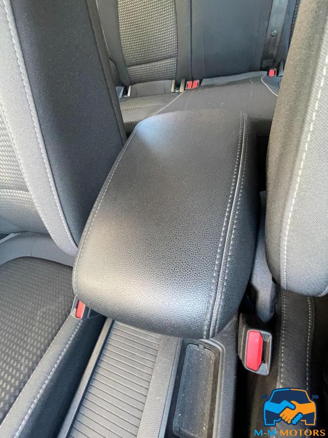 FORD Focus usata, con Sedile posteriore sdoppiato