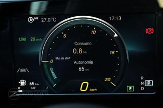 MERCEDES-BENZ GLA 180 usata, con Isofix