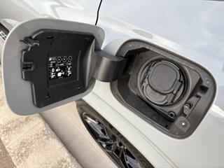 MERCEDES-BENZ GLE 350 usata, con Carica per smartphone a induzione