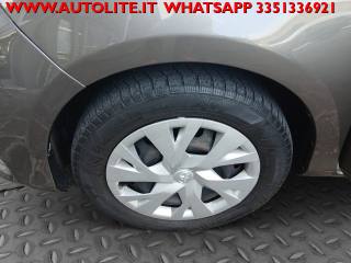 TOYOTA Yaris usata, con Specchietti laterali elettrici