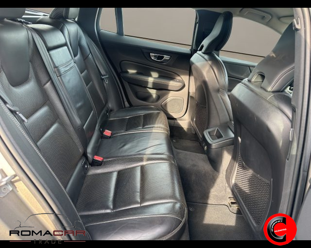 VOLVO V60 Cross Country usata, con Bracciolo