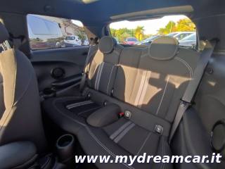 MINI Cooper D usata, con Sensori di parcheggio posteriori