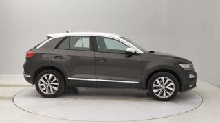 VOLKSWAGEN T-Roc usata, con Autoradio