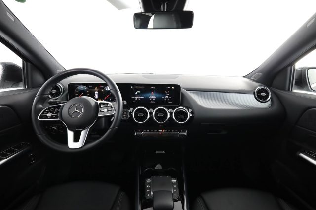 MERCEDES-BENZ CLA usata 4