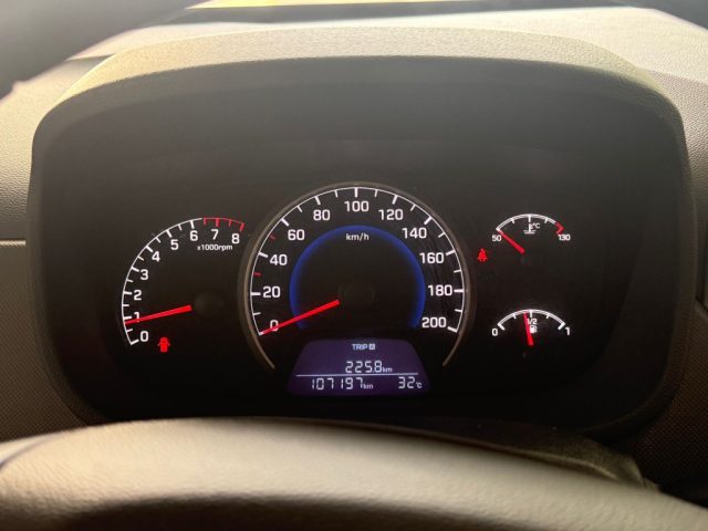 HYUNDAI i10 usata, con Autoradio digitale