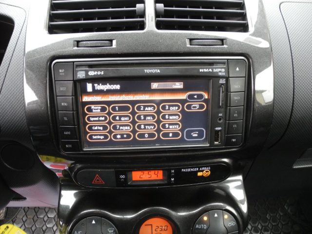 TOYOTA Urban Cruiser usata, con Volante multifunzione