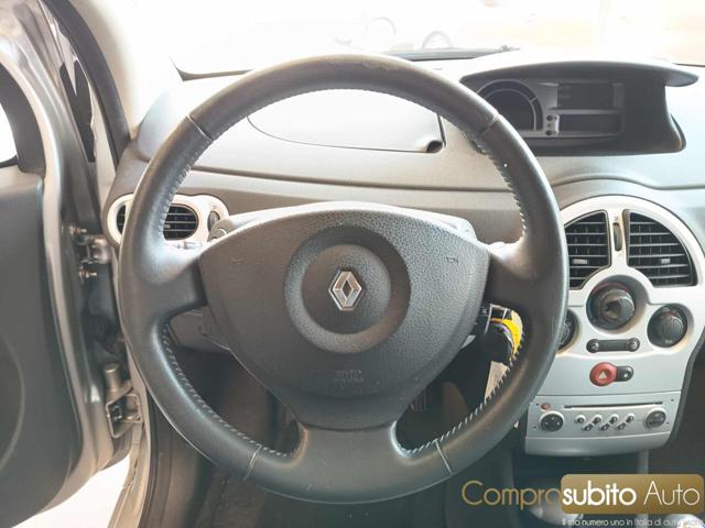 RENAULT Modus usata 23