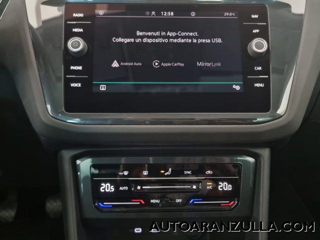 VOLKSWAGEN Tiguan usata, con Touch screen