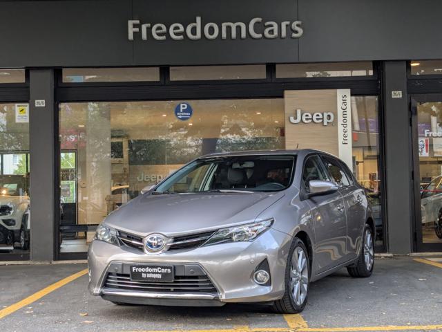 TOYOTA Auris usata, con ABS