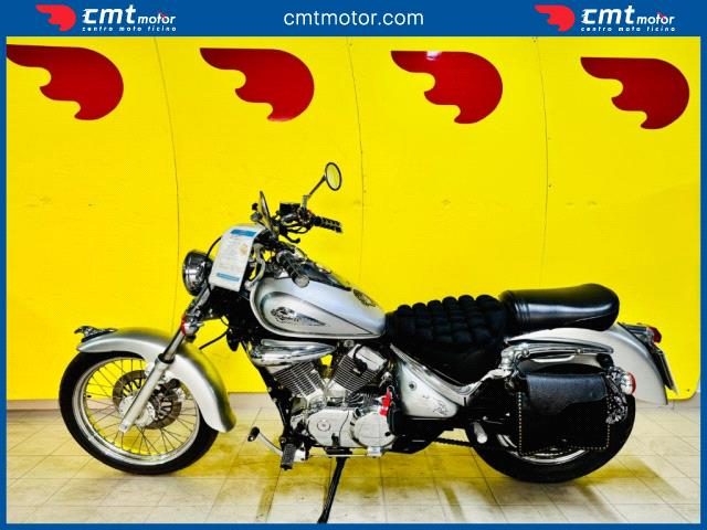 SUZUKI VL 250 Intruder usata 2