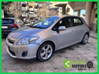 TOYOTA Auris usata, con Airbag