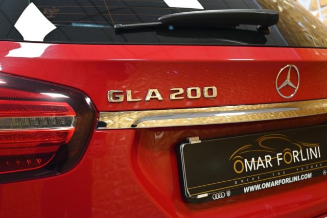 MERCEDES-BENZ GLA 200 usata 18