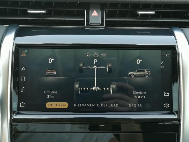 LAND ROVER Discovery Sport usata, con Trazione integrale