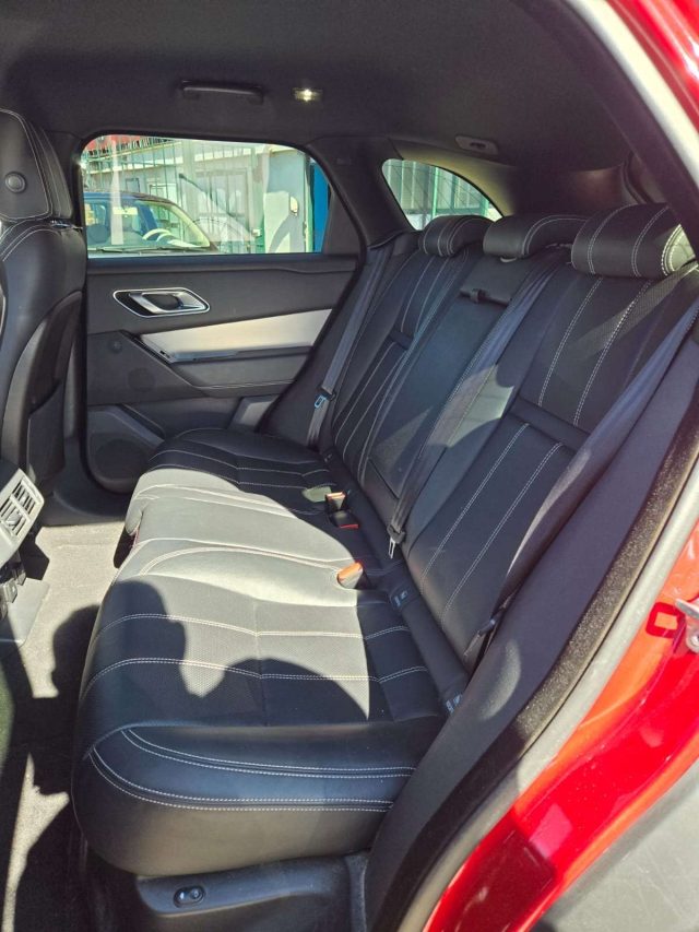 LAND ROVER Range Rover Velar usata, con Sistema di navigazione
