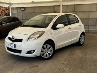 TOYOTA Yaris usata, con Airbag