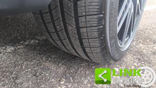 PORSCHE Macan usata, con Park Distance Control