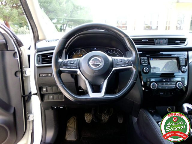 NISSAN Qashqai usata, con Fari Xenon