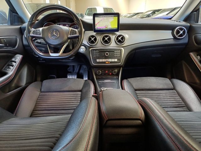 MERCEDES-BENZ CLA 200 usata, con Lettore CD