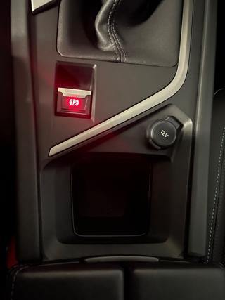 PEUGEOT 308 usata, con USB