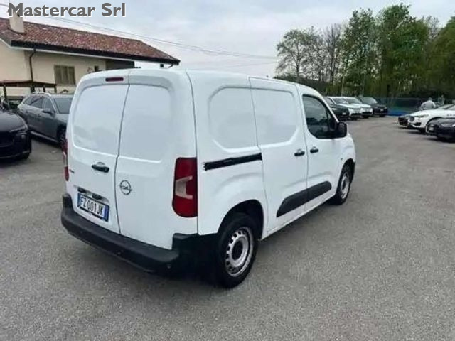 OPEL Combo usata, con Chiusura centralizzata