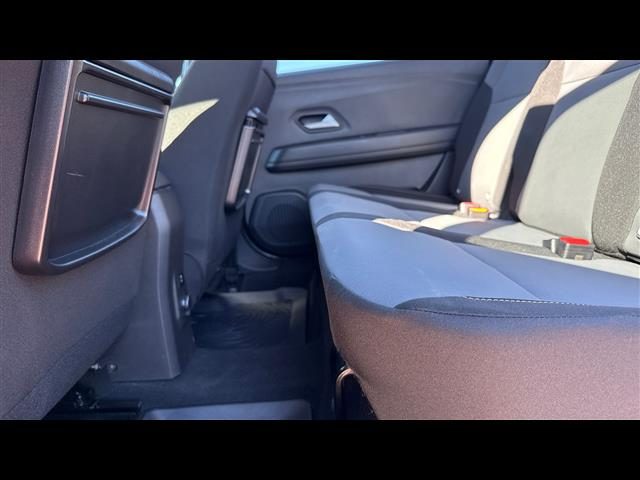 DACIA Jogger usata, con Sensori di parcheggio anteriori