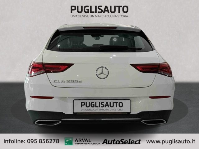 MERCEDES-BENZ CLA 200 usata, con Autoradio