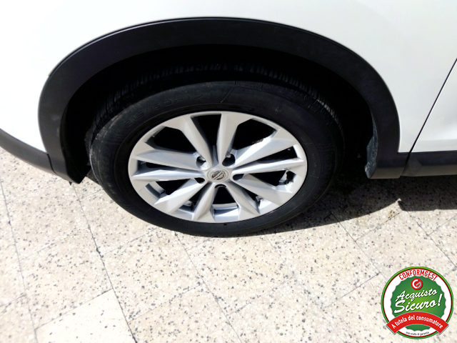 NISSAN Qashqai usata, con Sensori di parcheggio posteriori