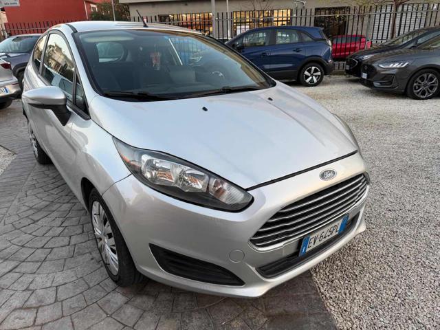 FORD Fiesta usata, con ABS