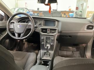VOLVO V40 Cross Country usata, con Alzacristalli elettrici