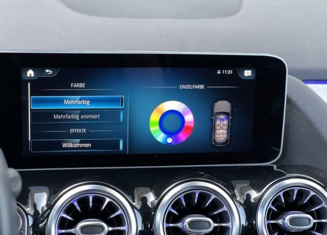 MERCEDES-BENZ GLA 220 usata, con ESP