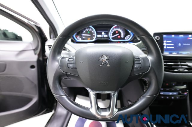 PEUGEOT 2008 usata, con Boardcomputer