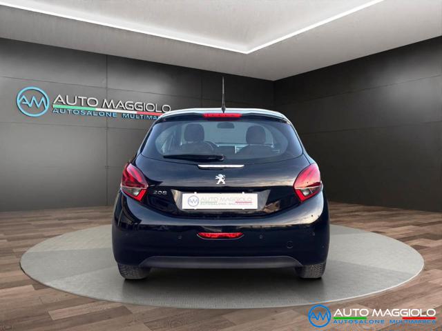 PEUGEOT 208 usata, con Autoradio