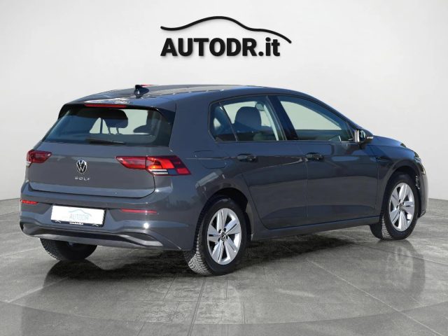 VOLKSWAGEN Golf usata, con Touch screen