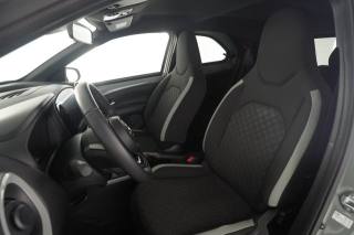 TOYOTA Aygo X usata 8