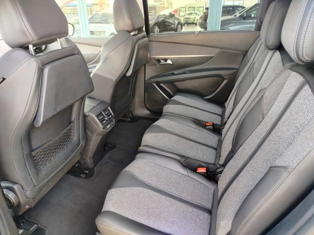 PEUGEOT 5008 usata, con Controllo elettronico della corsia