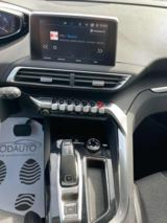 PEUGEOT 3008 usata, con Park Distance Control
