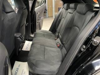 LEXUS UX 250h usata, con Controllo vocale