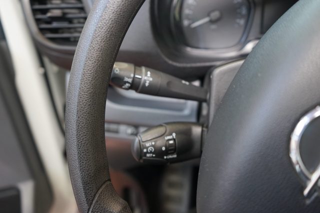 OPEL Vivaro usata 25