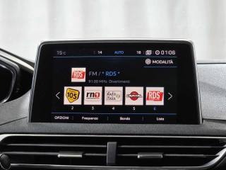PEUGEOT 3008 usata, con Airbag testa