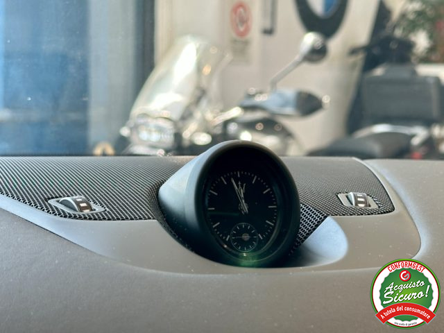 MASERATI Levante usata, con Tettuccio apribile